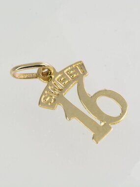 10k "Sweet 16" Charm/Pendant